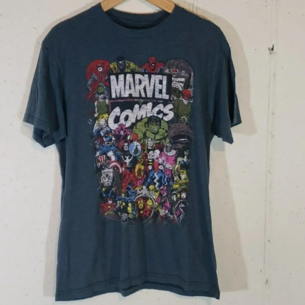 Marvel T-Shirt Medium Blue Marvel Comics Character Collage Graphic Tee Short Slv